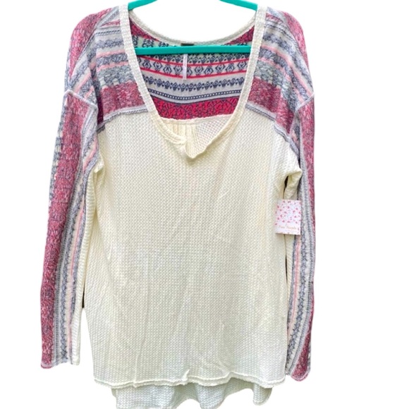 Free People NWT Waffle Knit Boho Cuff Thermal Ivory Oversized Hi/Low Size L - Picture 1 of 10